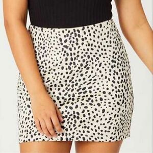 Le lis leopard print mini skirt